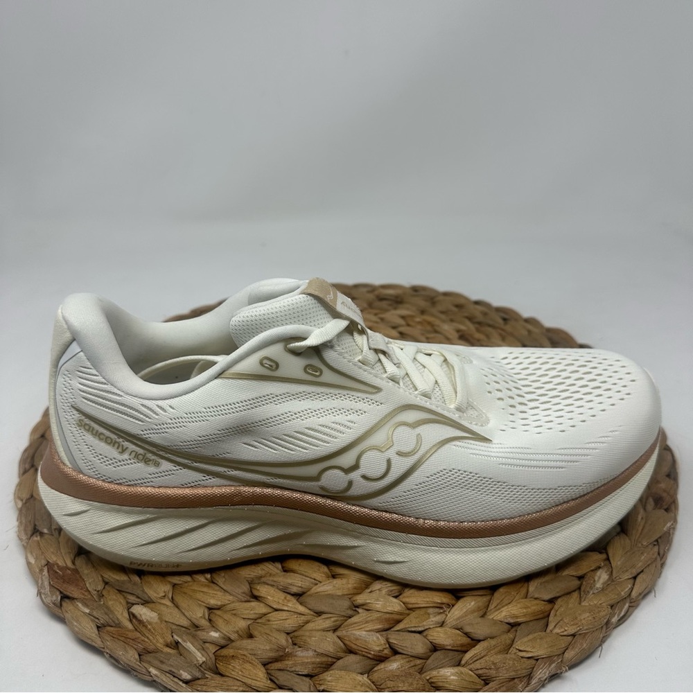 SAUCONY Ride 18 Running Shoes Vanilla Khaki Size 10 WIDE Women's
